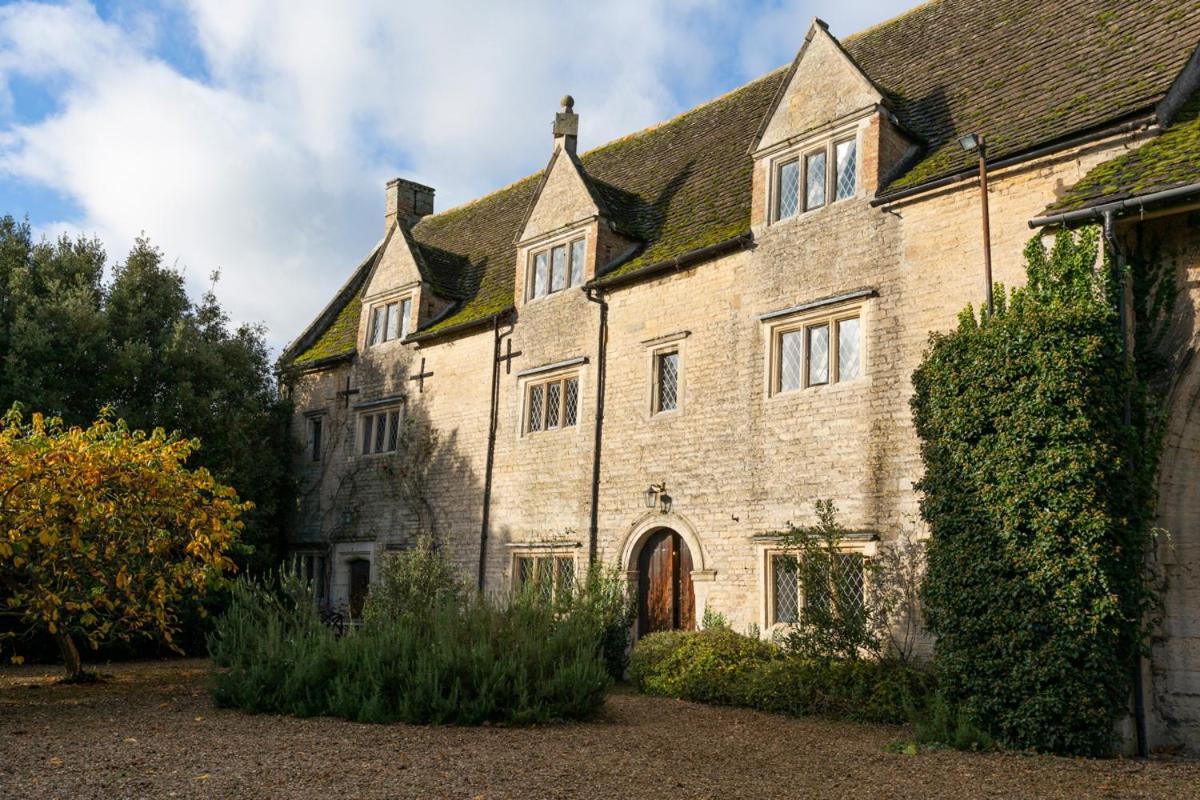 Northborough Manor Gatehouse Villa Eksteriør bilde